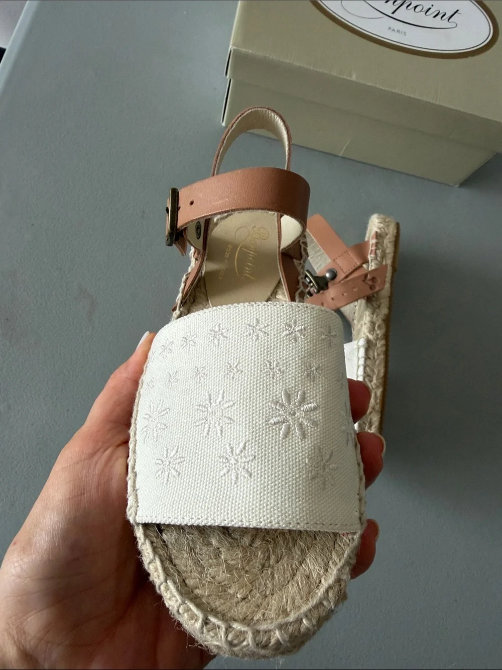 Bonpoint Little Girls White & Tan Espadrille Sandals